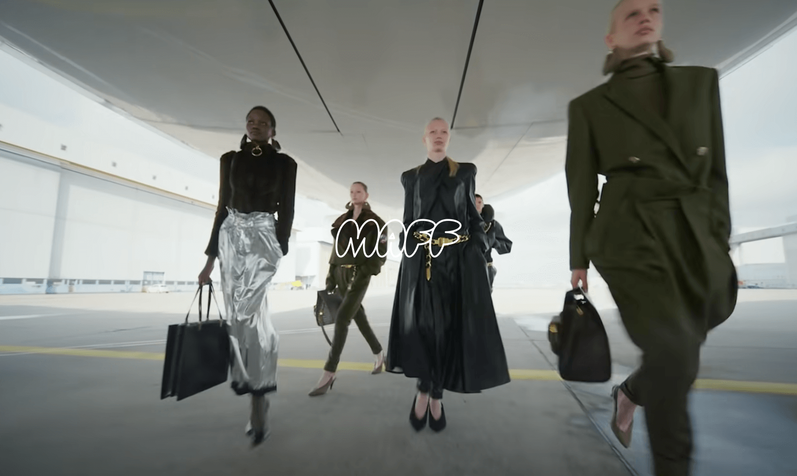 Annemary x Louis Vuitton Prefall '23 Show