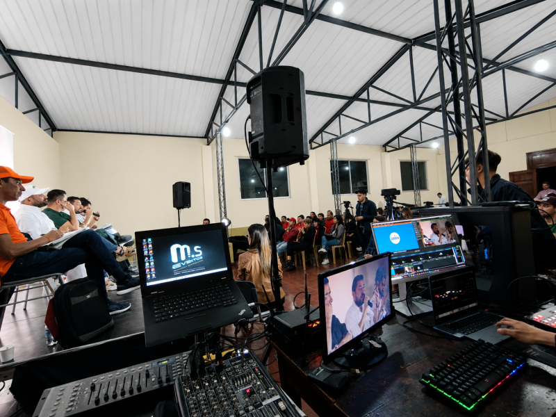 Transmisión en vivo de evento empresarial