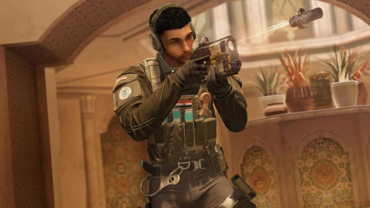 Jugadores de Rainbow Six Siege celebrando durante la temporada cuatro