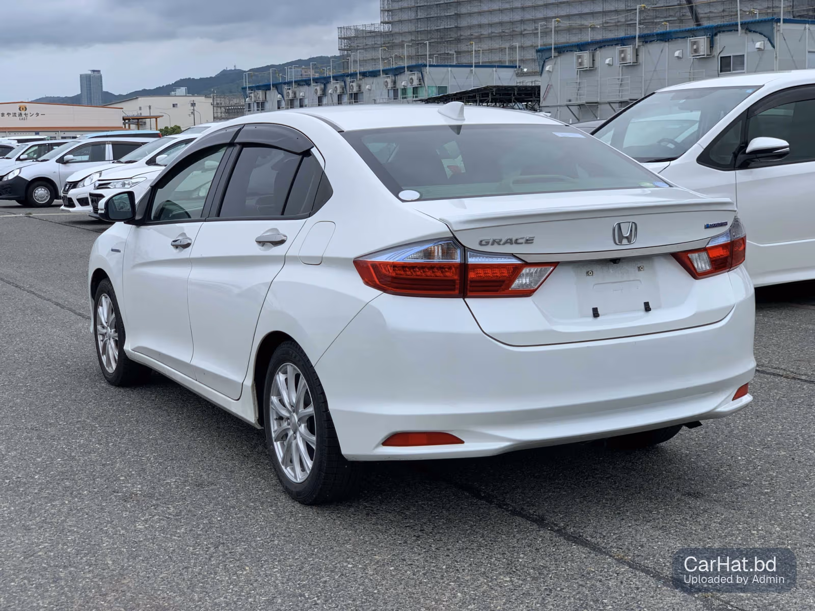2017 Honda Honda Grace, photo 2