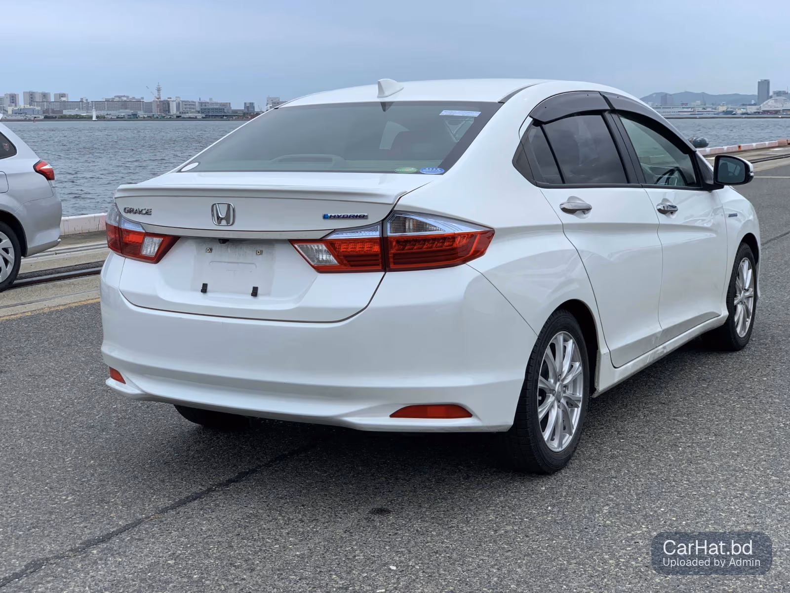 2017 Honda Honda Grace, photo 3