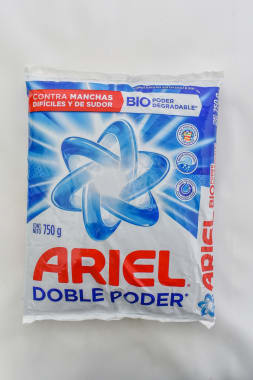 Detergente Ariel Regular Pwd 750 Gr