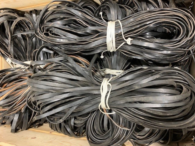 Gummibendsling per kg