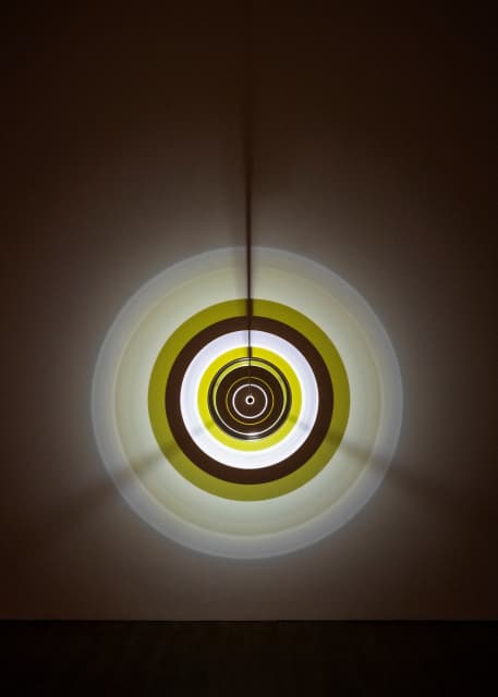 Circumstellar resonator