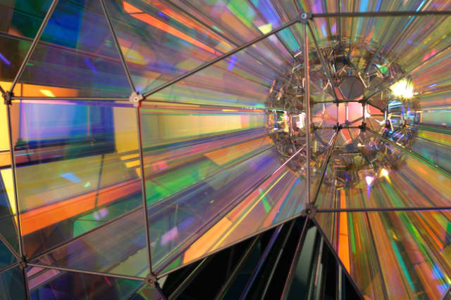 Colour square sphere, 2007 - Studio Olafur Eliasson, 2007 - Photo: Jens Ziehe