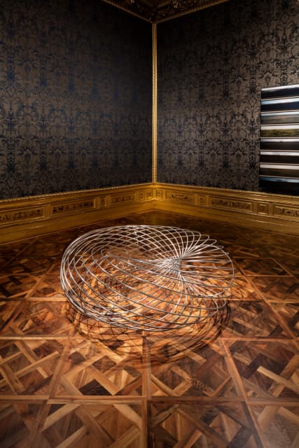 Endless doughnut, 2001 - The Winter Palace of Prince Eugene of Savoy, Vienna, 2015 - Photo: Anders Sune Berg