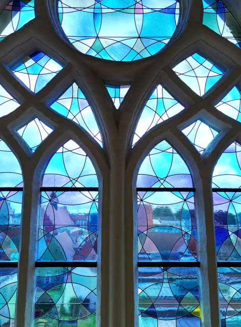 Fenster für bewegtes Licht, 2024. East windows of St. Nicholas’s Cathedral - Greifswald, Germany – 2024 - Photo: Jens Ziehe