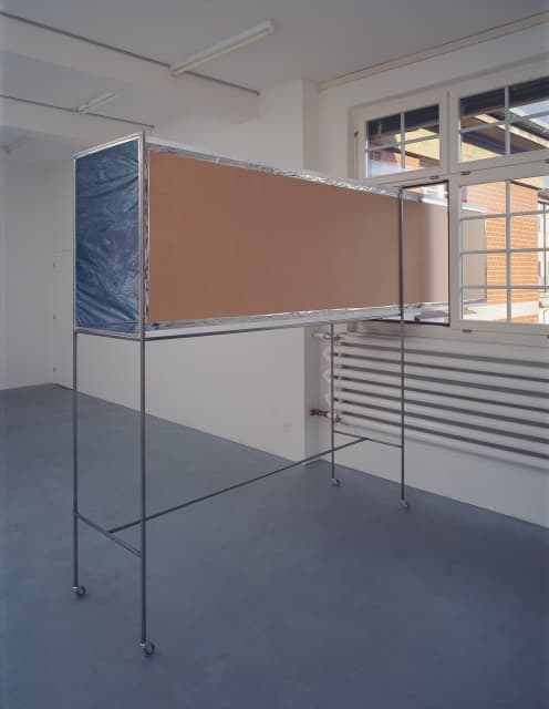 Fensterkaleidoskop, 1998 - Galerie Peter Kilchmann, Zurich, 1998 - Photo: Hans-Christian Schink