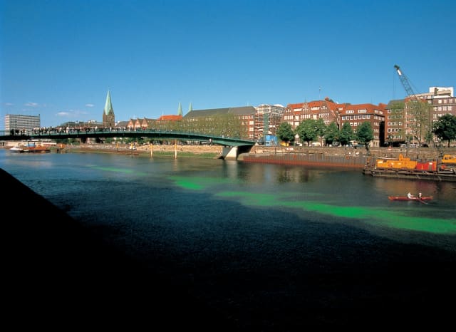 Green river, 1998 - Bremen, Germany, 1998 - Photo: Helmut Wieben