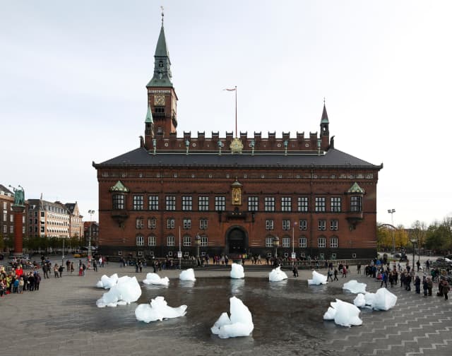 Ice Watch, 2014 - City Hall Square, Copenhagen 2014 - Photo: Anders Sune Berg