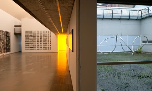 Installation view - Lunds Konsthall, Sweden, 2005 - Photo: Jens Ziehe