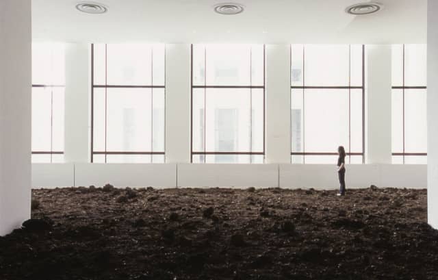 Lava floor, 2002 - Musée d´Art Moderne de la Ville de Paris, 2002 - Photo: Marc Domage