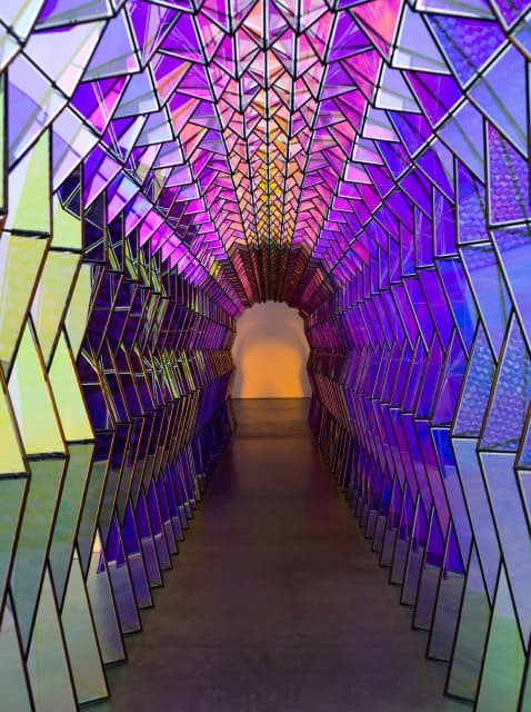 One-way colour tunnel, 2007 - Museum of Contemporary Art, Chicago, 2009 – 2007 - Photo: Nathan Keay / Courtesy of Museum of Contemporary Art Chicago