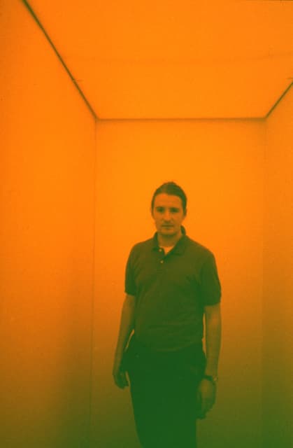 Room for one colour and windy corner - Galleri Andreas Brändström, Stockholm, 1997 - Photo: Patric Johansson