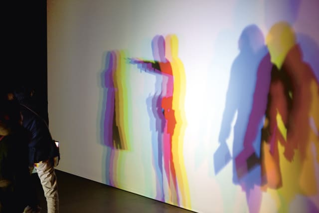 Slow-motion shadow in colour, 2009 - 21st Century Museum of Contemporary Art, Kanazawa, 2009 - Photo: Studio Olafur Eliasson
