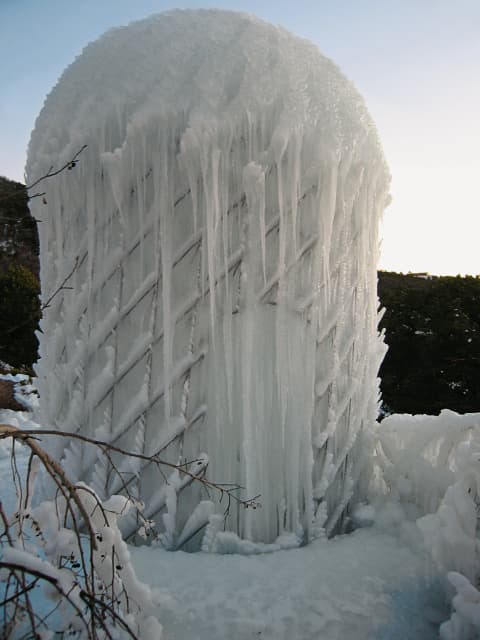 The glacierhouse effect versus the greenhouse effect, 2005 - Private collection, Santa Fe, 2006 – 2005 - Photo: Andrew Gellatly