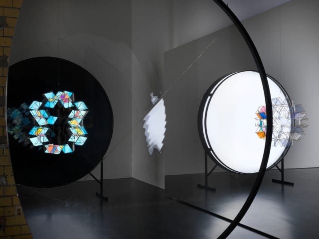 Uncertainty lens, 2025, 2025 - neugerriemschneider, Berlin, DE - Photo: Jens Ziehe