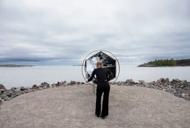 Viewing machine, 2001/2003 - Helsinki Biennial, Vallisaari Island – 2025 - Photo: HAM / Maija Toivanen