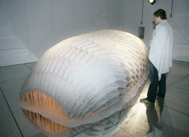 Your mobile expectations: BMW H2R project, 2007 - San Francisco Museum of Modern Art, 2007 - Photo: Olafur Eliasson