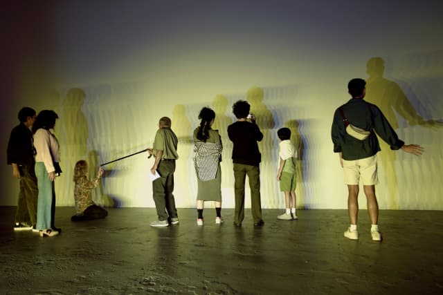 Your sunset shadow, 2024, 2024 - The Geffen Contemporary at MOCA, Los Angeles, California - Photo: Studio Olafur Eliasson