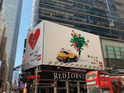 Lego Campaign Times Square - © Olle Bengtsson