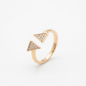 Arrow hat gold plated ring