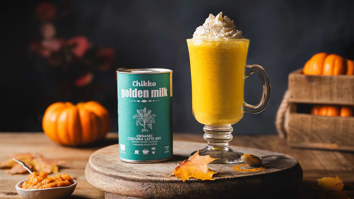 Pumpkin spice golden latte