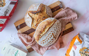 Surdeigsbrød med sprø skorpe