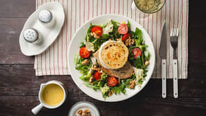 Salade de chèvre chaud