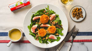 Salat med stekt chèvre, fiken og valnøtter