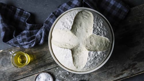 Korttidshevet pizzadeig