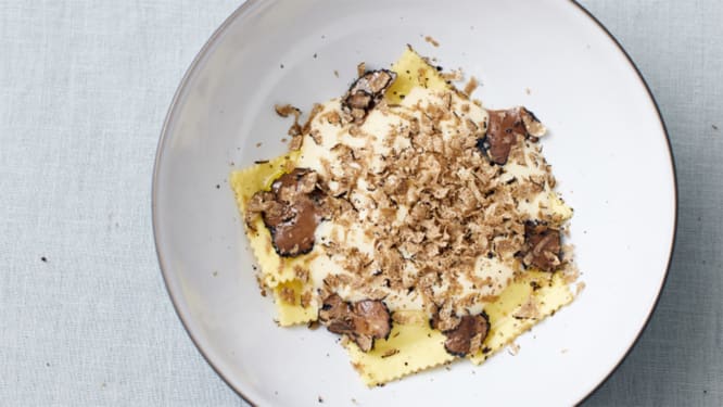 Trøffelblanquette med OSCAR® stekt kyllingpasta