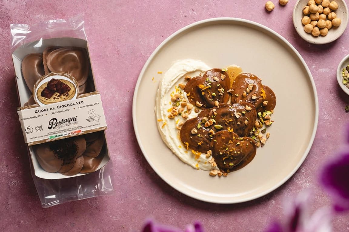 Sjokoladepasta med appelsinmascarpone og nøtter
