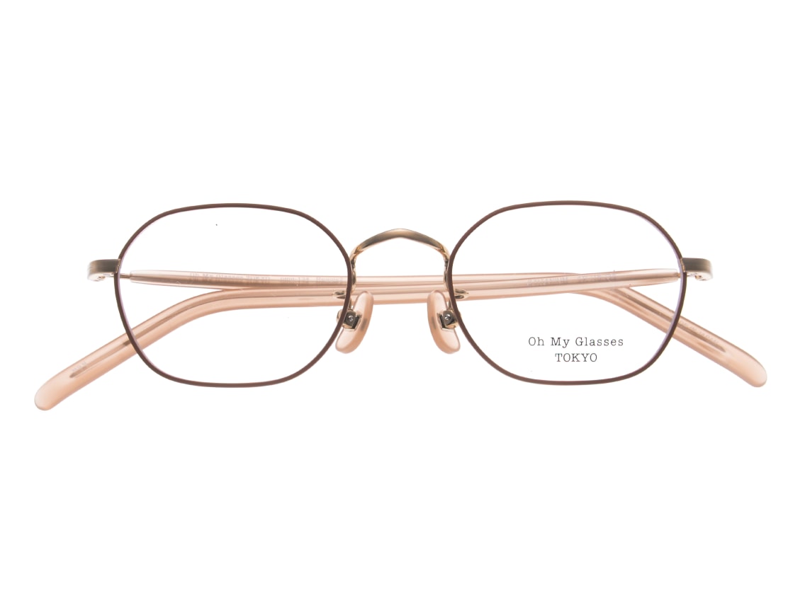 髭メガネ様 40代、初めてのメガネとどう向き合う？ 〜種市暁、老眼鏡を買う その1〜