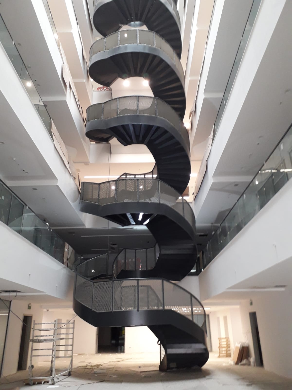 Fit-Out — uygulama detayı 94