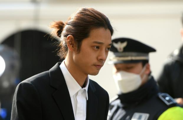 郑俊英 淫魔群组 爆集体性侵有艺人涉及强暴 8world Entertainment Lifestyle 郑俊英 淫魔群组 爆集体性侵有艺人涉及强暴 8world Entertainment Lifestyle