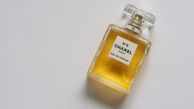 香港 55款香水或会引起过敏chanel含有最多过敏成分 8world