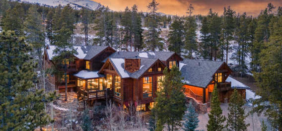 Majestic Mountain Lodge