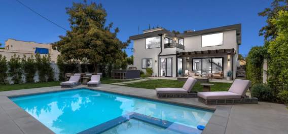 Curson Modern
