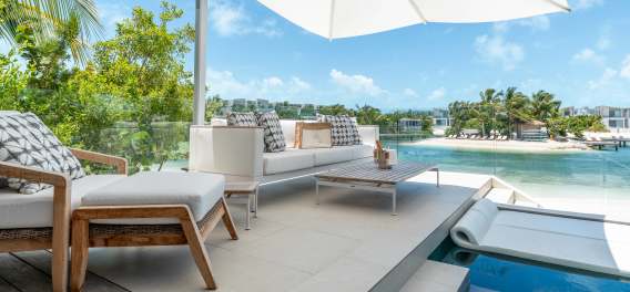 Lagoon Villa IV