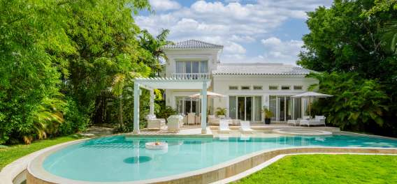 Royal Villa