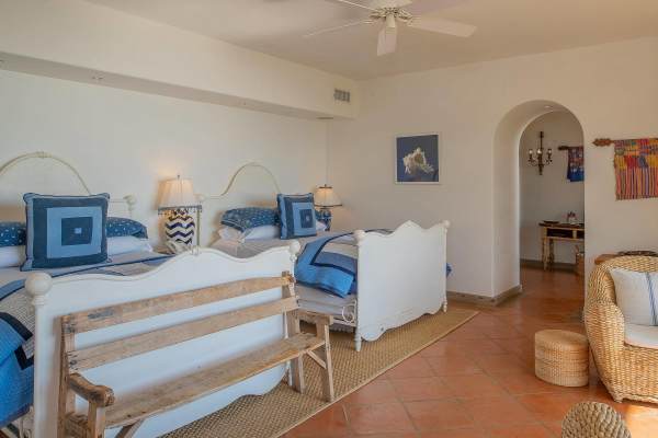 0b6c88db-7feb-40b7-bcc9-19bed4f11639
