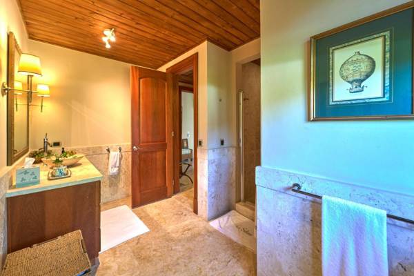 4a185884-ef00-443f-8c6a-4352300a64eb