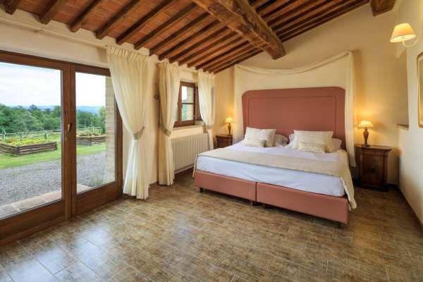 ad563ae5-f5ad-4ae0-bed2-eee03a890f1d