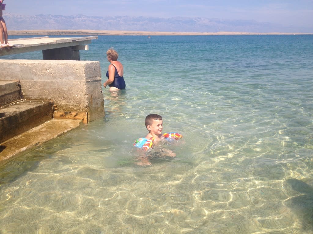 Apartments Alma Holiday Vir, croatia