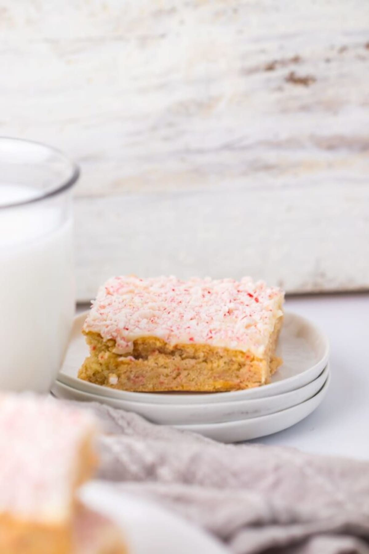Peppermint Sugar Cookie Bars