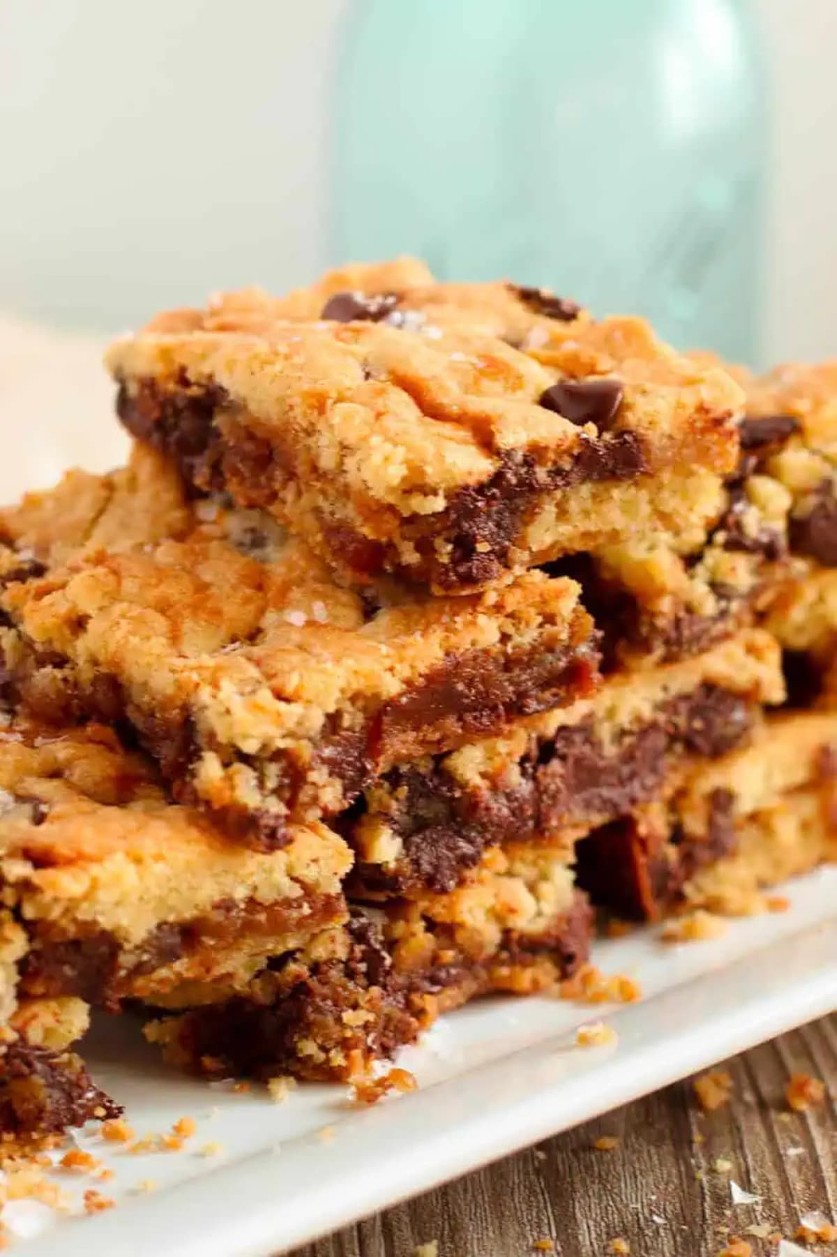 Chocolate Chip Salted Caramel Cookie Bars