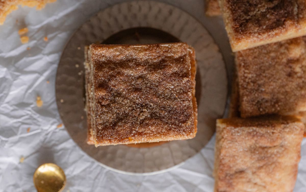 Brown Butter Snickerdoodle Blondies