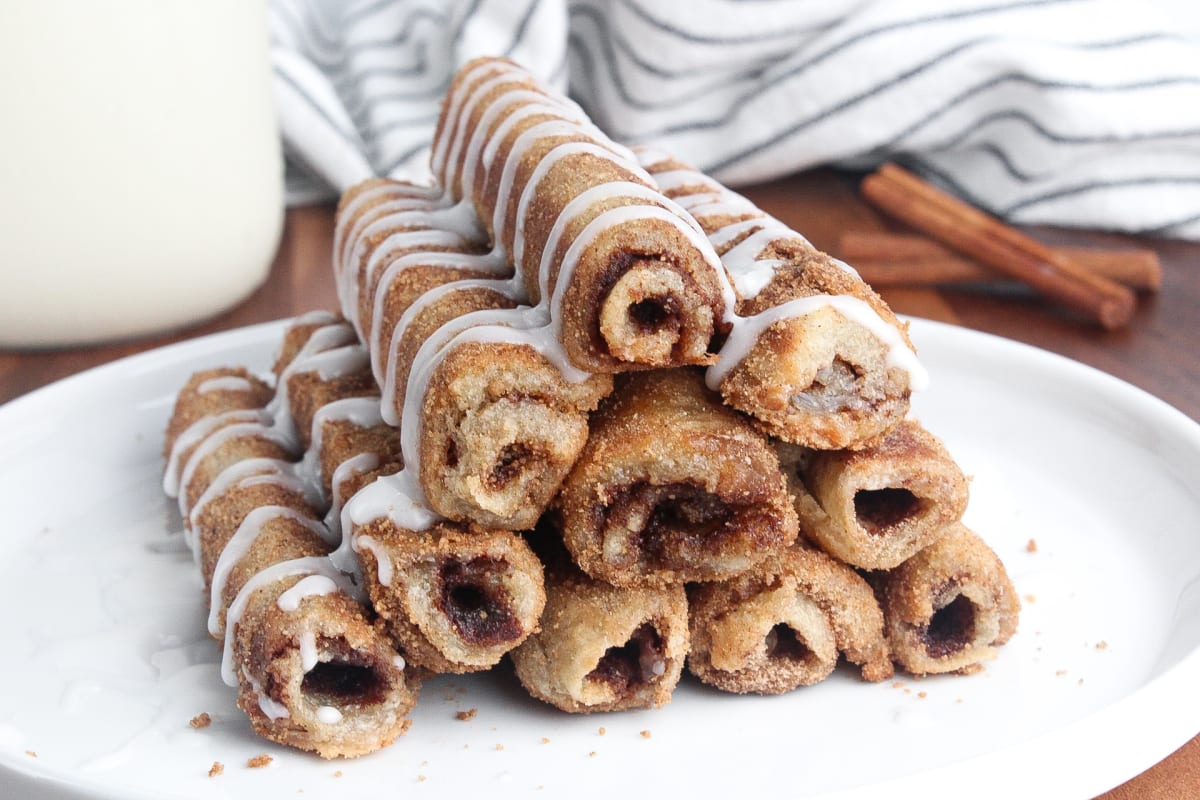 Vegan Cinnamon Roll French Toast Roll Ups