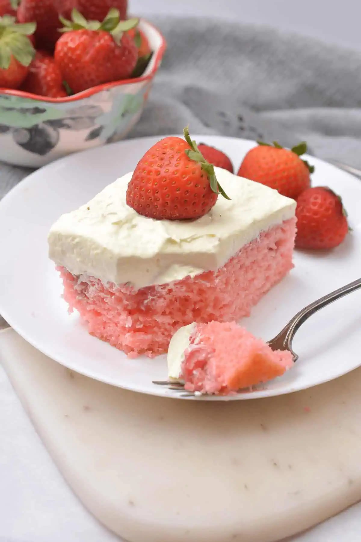 Fresh Strawberry Poke Cake